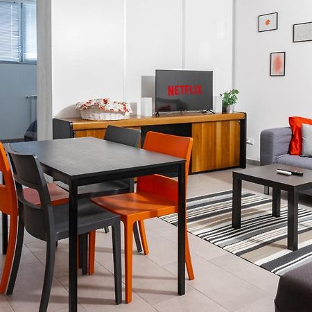 Staurenghi Red Apartment 바레세 외부 사진